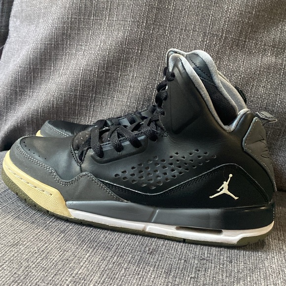 Nike Air Jordan SC-3 Anthracite White Black Grey - Picture 2 of 5